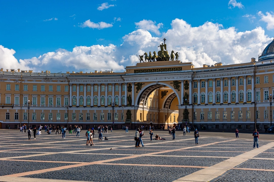 Обзорная экскурсия по Петербургу
