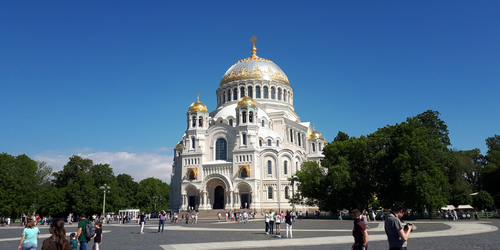 Старый и новый Кронштадт на метеоре