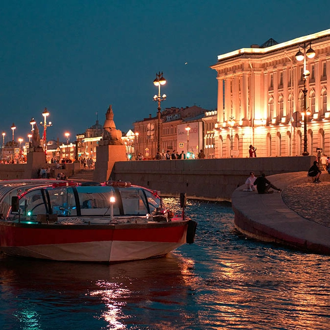 Белые ночи в Питере время прогулок и романтики